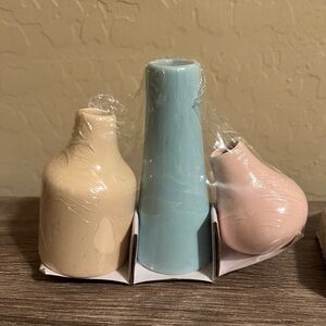 Target Bullseye Bud Flower Vases Pink Blue Easter Spring NWT